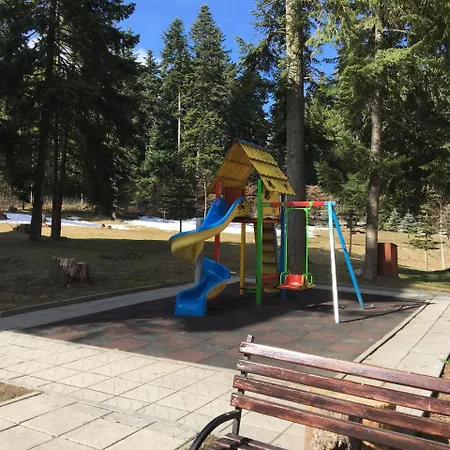 Rivendell Flora Complex Апартаменты Боровец
