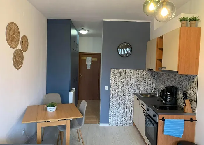 Apartment Rivendell Flora Complex