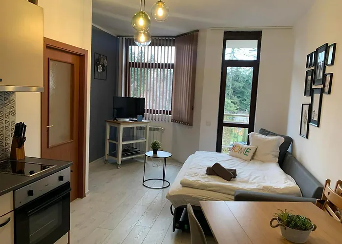 Apartment Rivendell Flora Complex