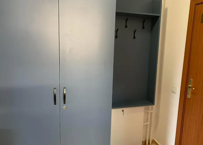 Rivendell Flora Complex