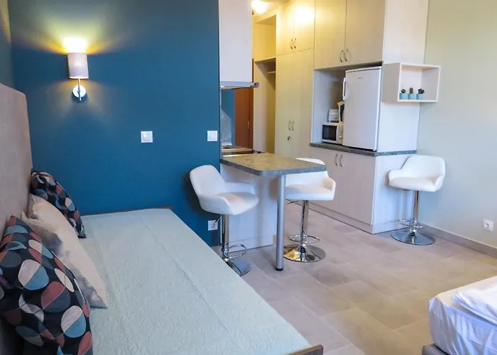 Rivendell Flora Complex Apartment